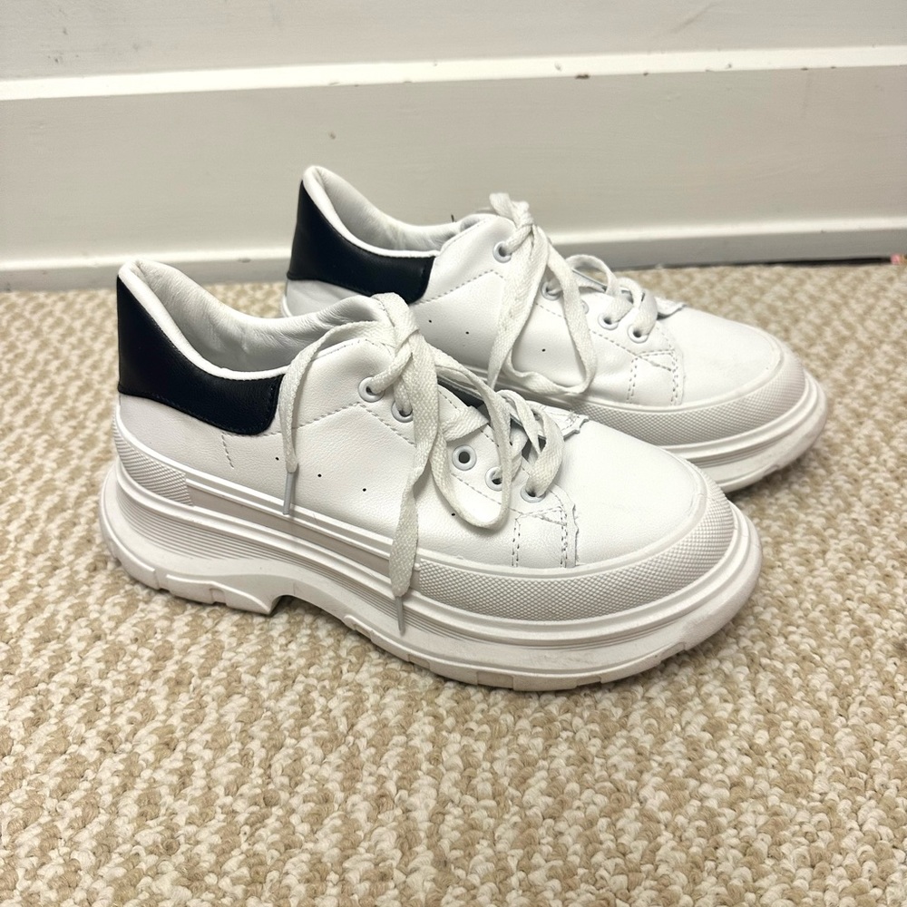 Princess polly chunky white sneakers